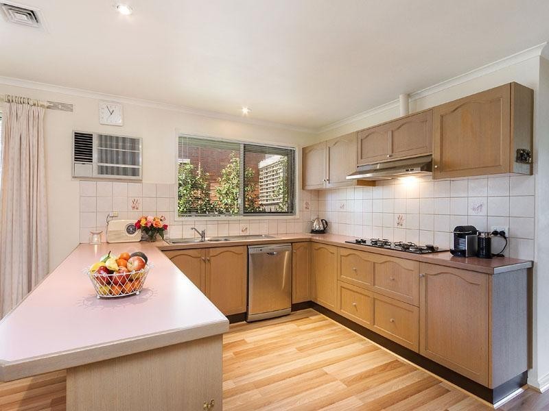 5 Bardoel Court, Dingley Village VIC 3172