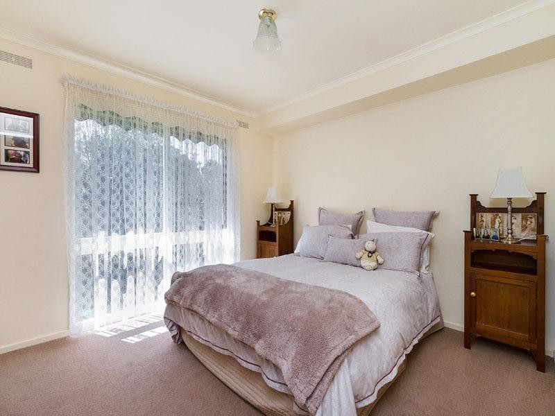 5 Bardoel Court, Dingley Village VIC 3172