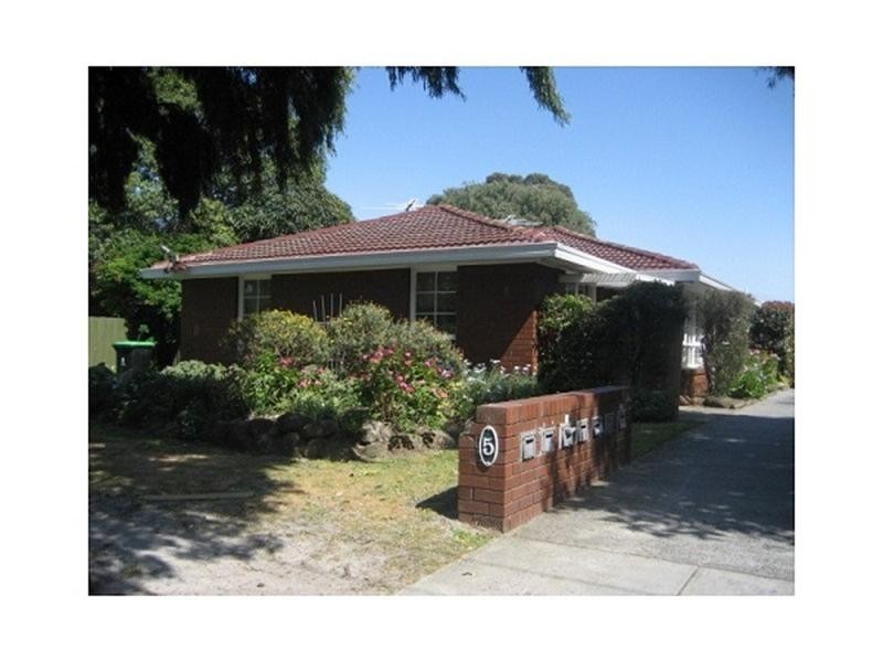 1/5 Olive Grove, Mentone VIC 3194