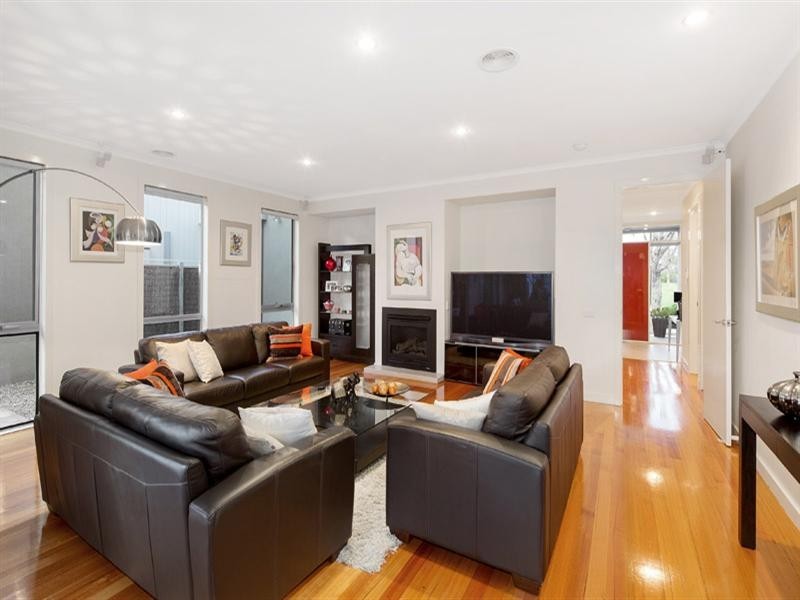 7 Tyrrell Terrace, Waterways VIC 3195