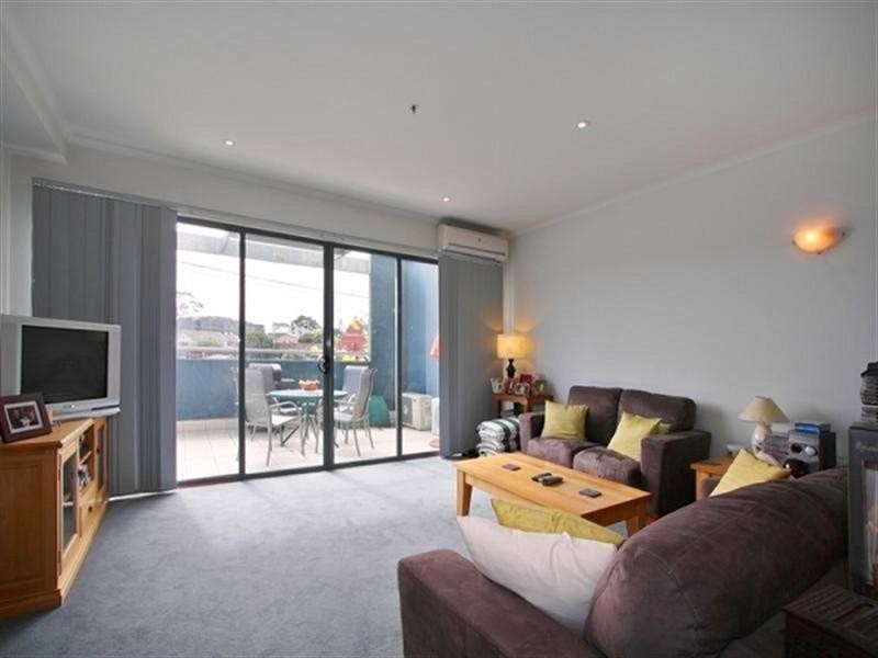 1/10 Park Road, Cheltenham VIC 3192