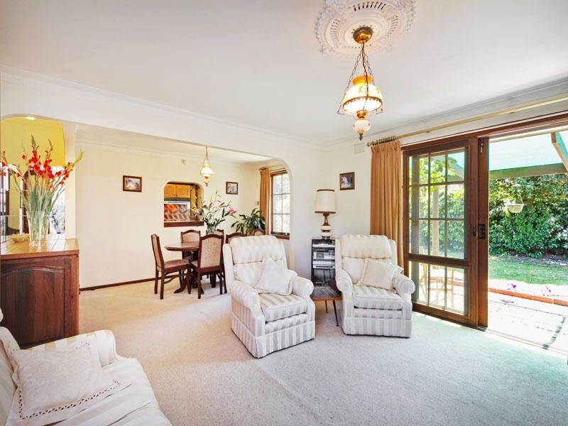 5 Colin Court, Dingley Village VIC 3172