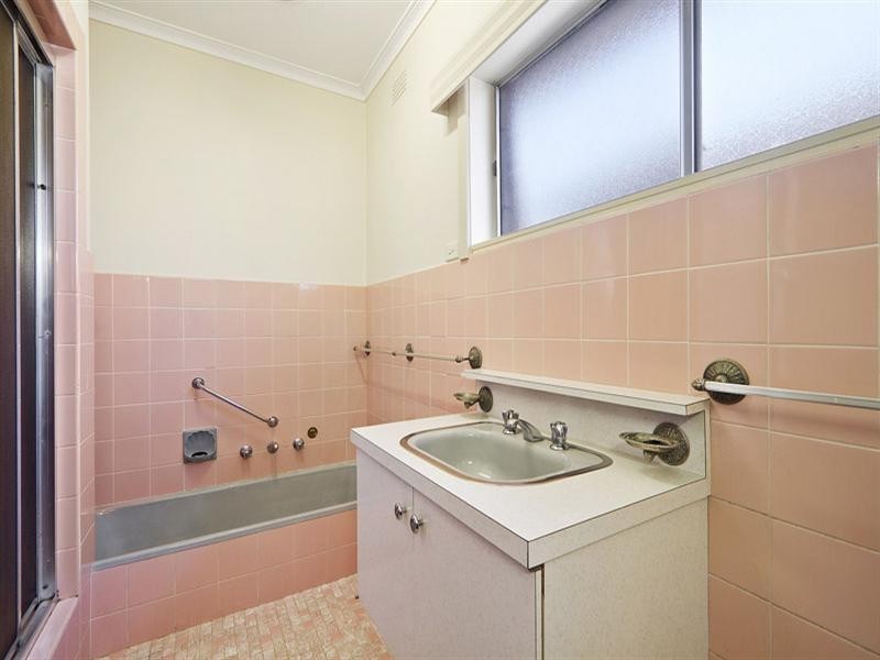 17 Axelton Street, Cheltenham VIC 3192
