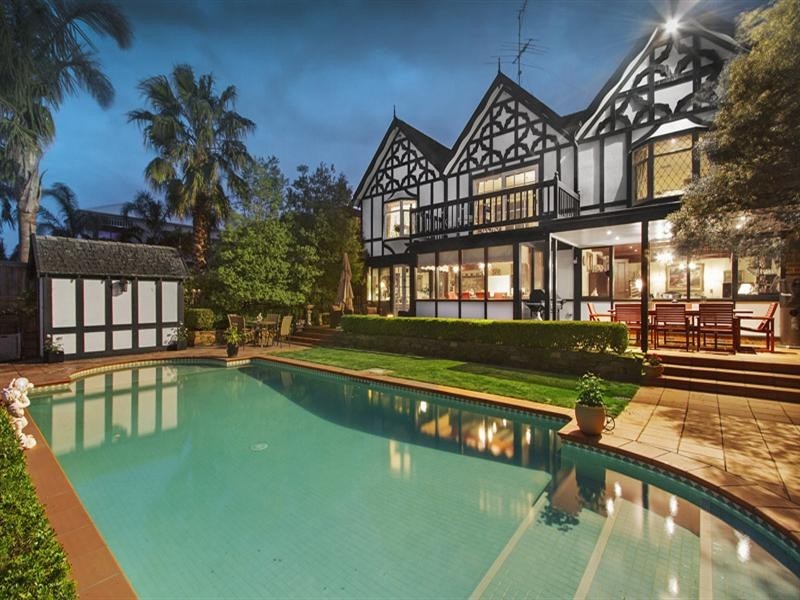 35 Higgins Close, Dingley Village VIC 3172