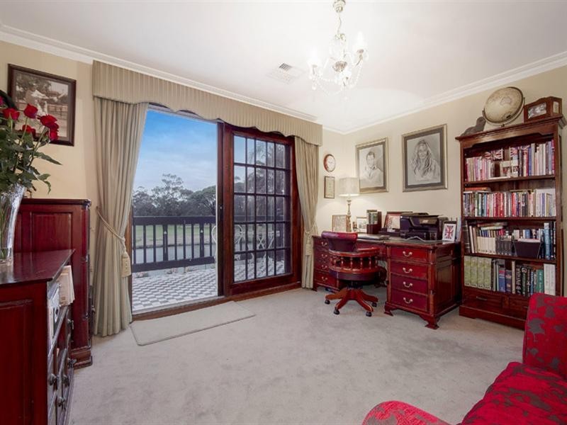 35 Higgins Close, Dingley Village VIC 3172