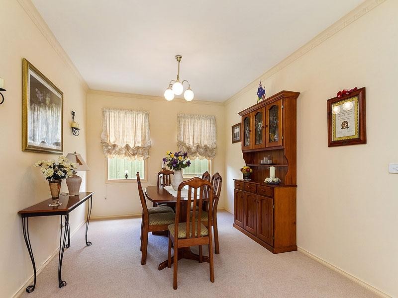 39 Kingston Drive, Dingley Village VIC 3172