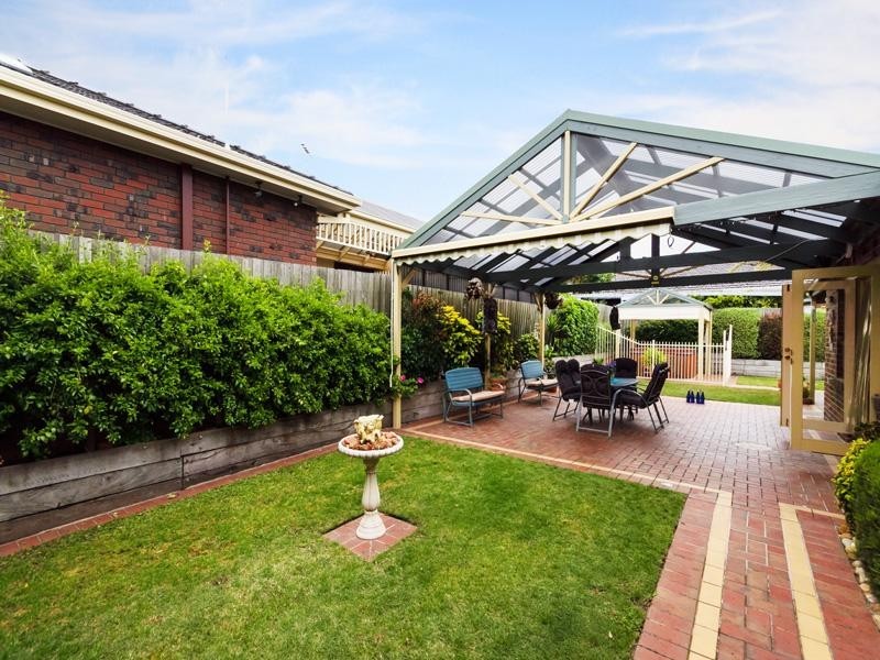 39 Kingston Drive, Dingley Village VIC 3172