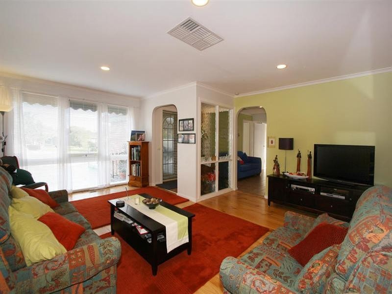 7 Abbottswood Close, Dingley Village VIC 3172