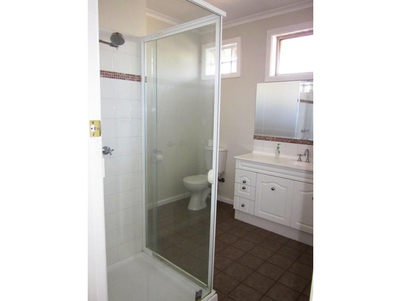 8 Gawler Court, Cheltenham VIC 3192