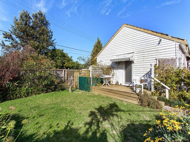 73 Lower Dandenong Road, Mentone VIC 3194
