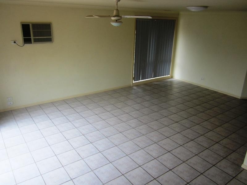 1/6 Mussert Avenue, Dingley Village VIC 3172