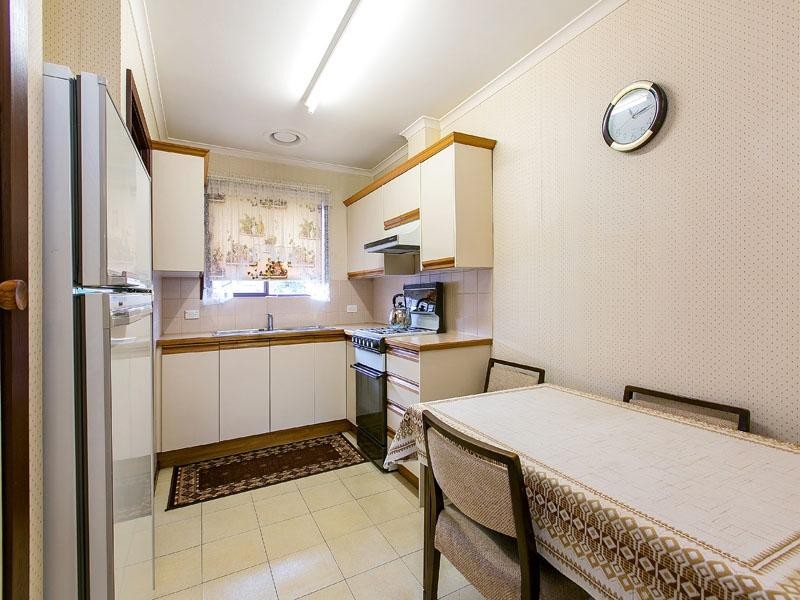 2/1 Sunray Avenue, Cheltenham VIC 3192