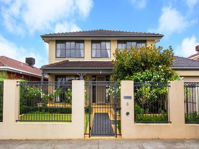 6 McClure Road, Dingley Village VIC 3172