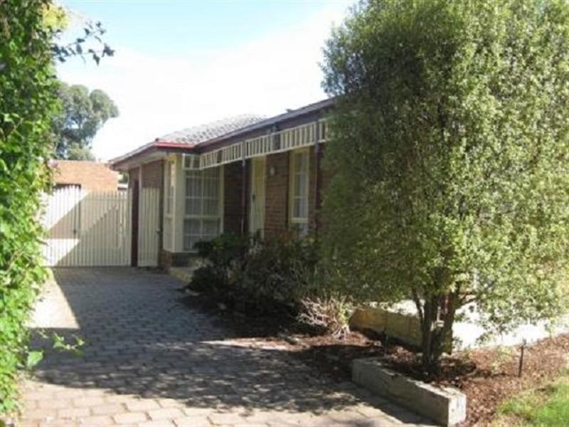 22 Sandleford Place, Dingley Village VIC 3172