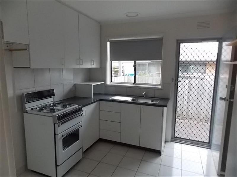 3/10-16 Eagland Road, Cheltenham VIC 3192