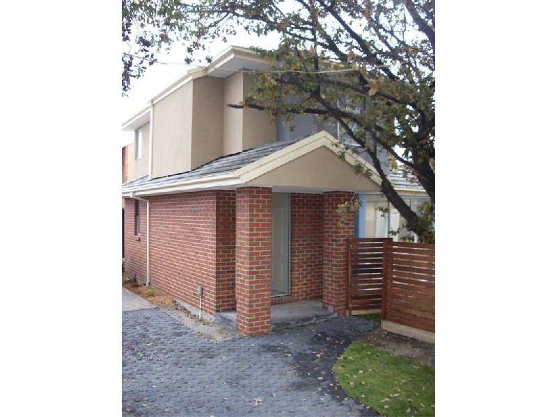 2/138 Lower Dandenong Road, Parkdale VIC 3195