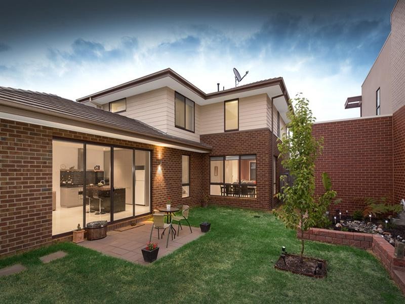 26 Dresden Drive, Waterways VIC 3195