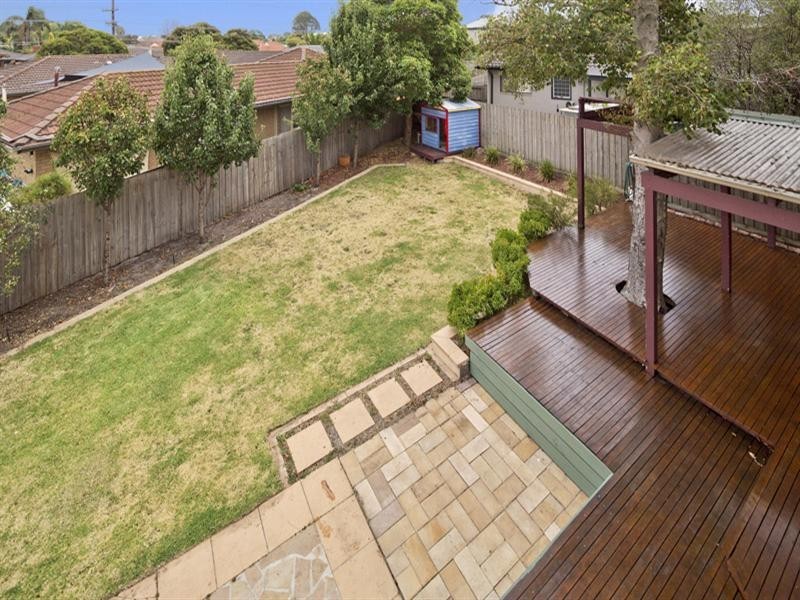 10 Kubis Crescent, Dingley Village VIC 3172
