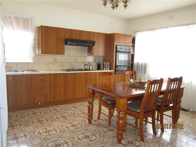 8 Cavanagh Street, Cheltenham VIC 3192