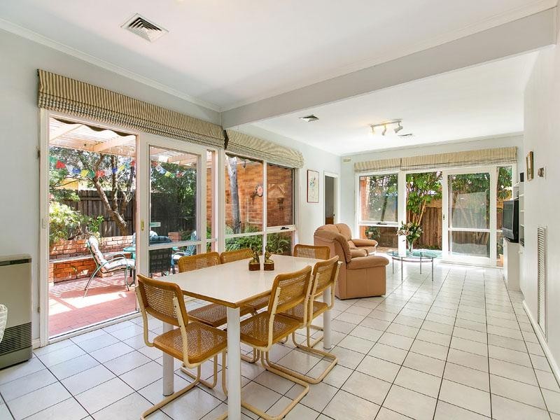 5 Australis Court, Dingley Village VIC 3172