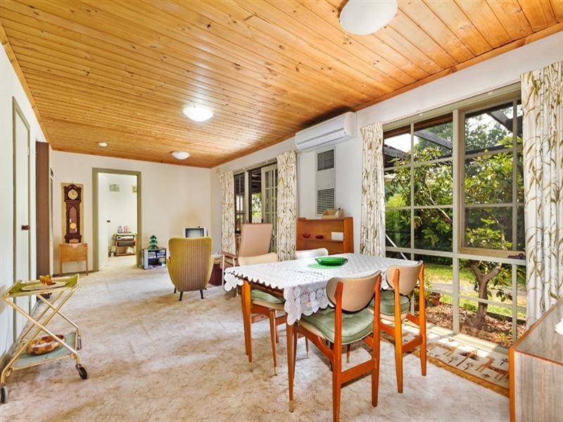 4 Amberley Cresent, Frankston South VIC 3199