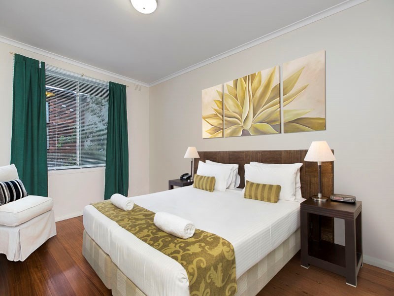 2/27 Plummer Road, Mentone VIC 3194