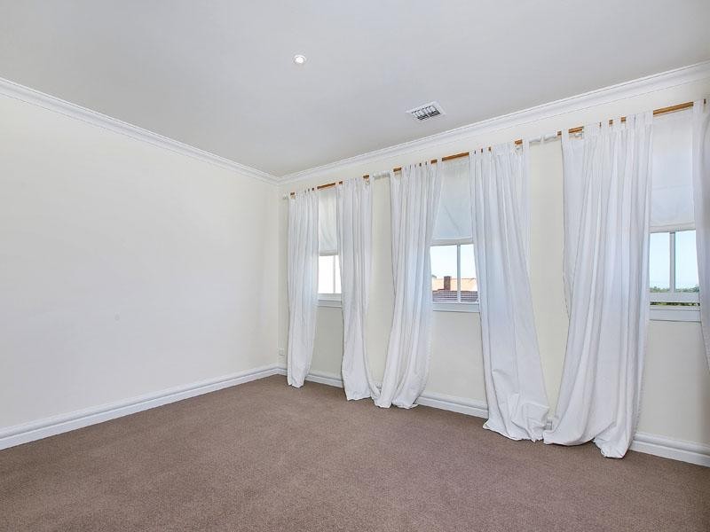14 Martens Place, Dingley Village VIC 3172