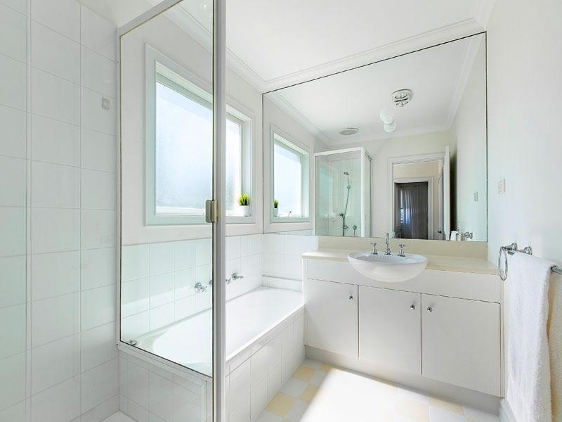 14 Martens Place, Dingley Village VIC 3172