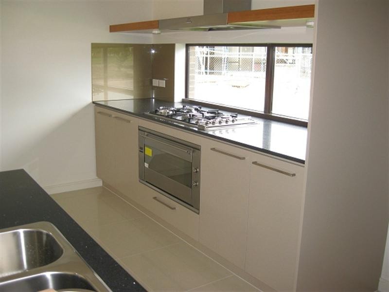 21 Dresden Drive, Waterways VIC 3195