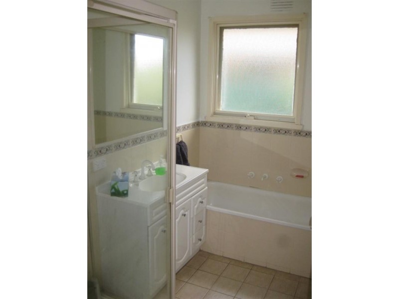 80 Village Drive, Dingley Village VIC 3172