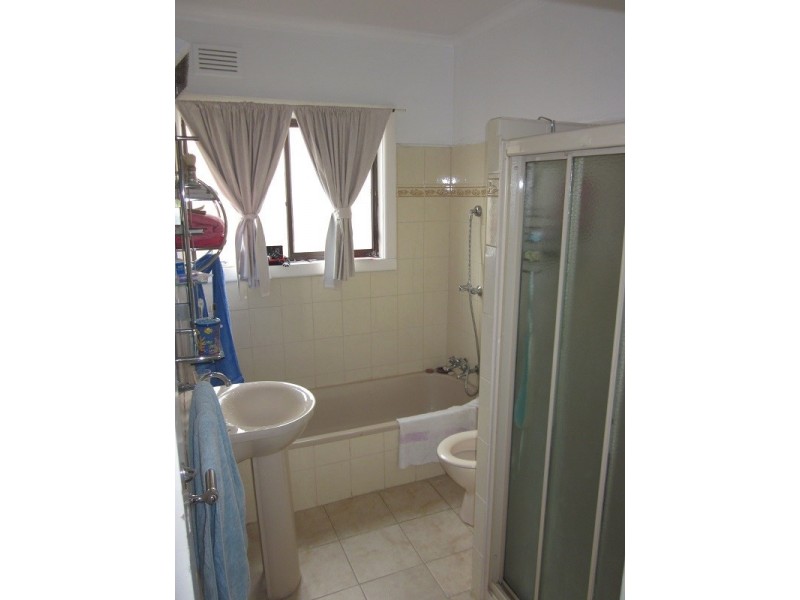 383 Bay Road, Cheltenham VIC 3192