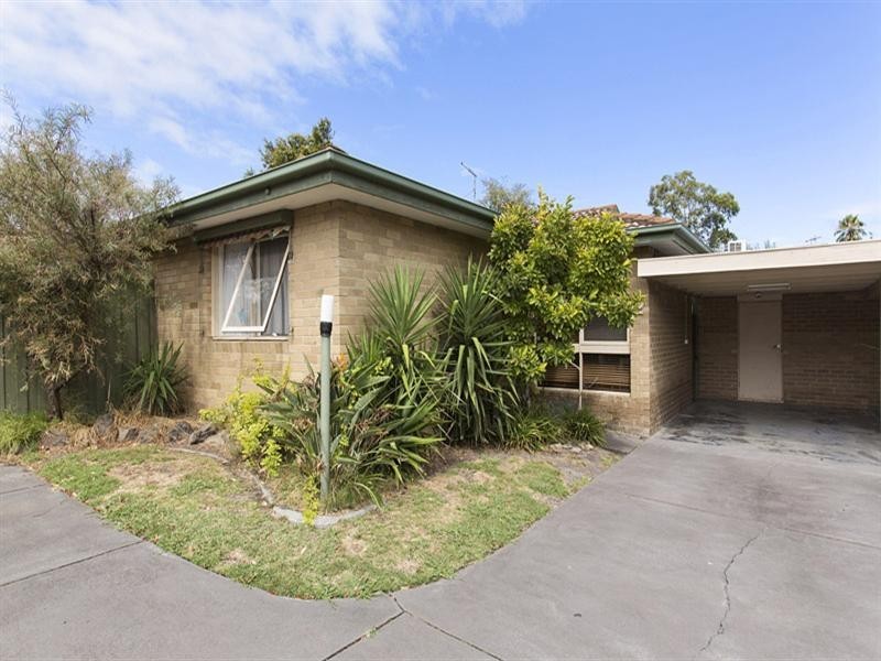 2/270 Spring Road, Dingley Village VIC 3172