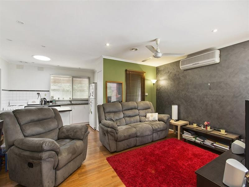 2/270 Spring Road, Dingley Village VIC 3172