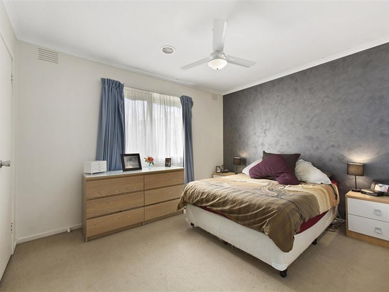 2/270 Spring Road, Dingley Village VIC 3172