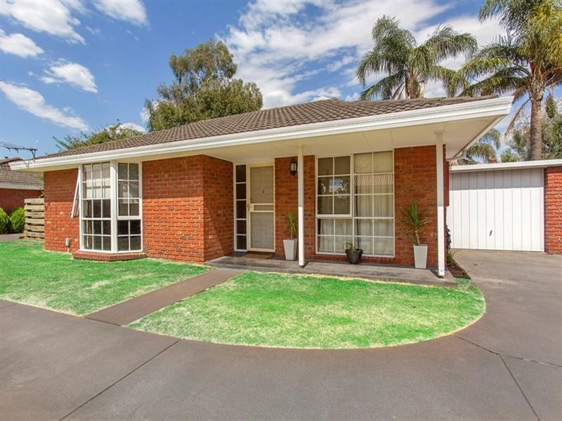 4/57 Centre Dandenong Road, Dingley Village VIC 3172