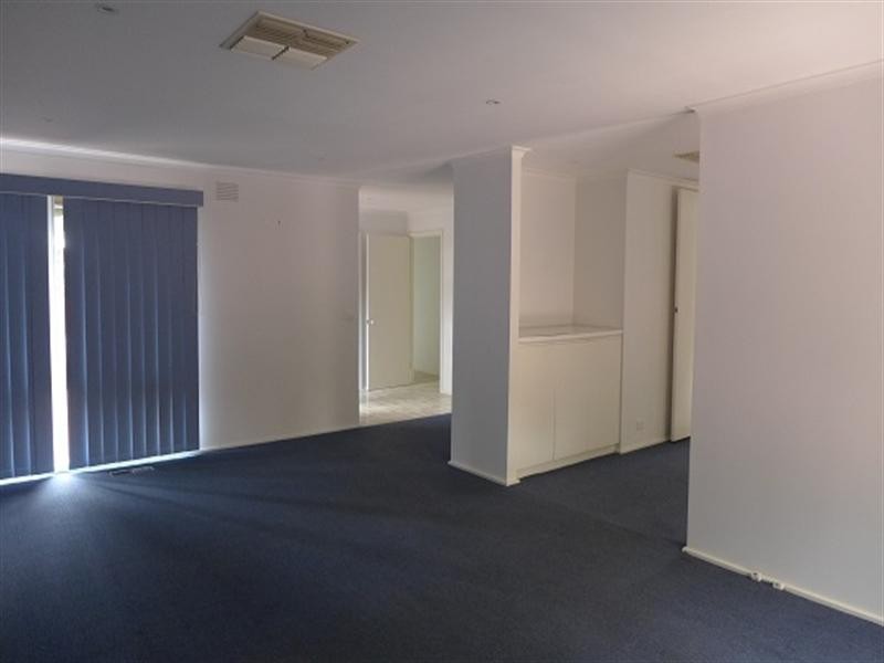 2 Tarnook Court, Dingley Village VIC 3172