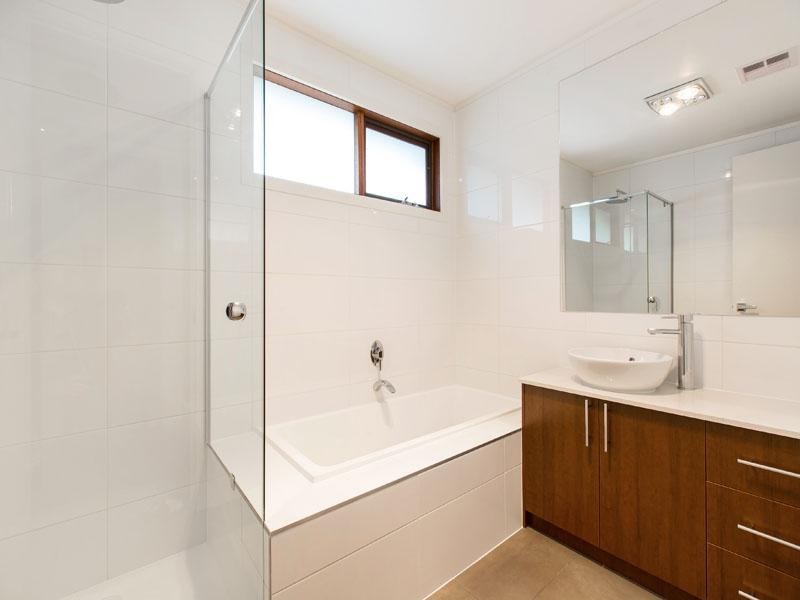 8A Acacia Avenue, Mentone VIC 3194