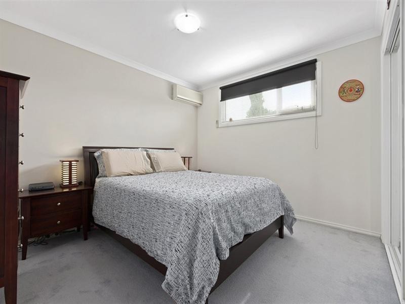 2/2 Fernhill Drive, Dingley Village VIC 3172
