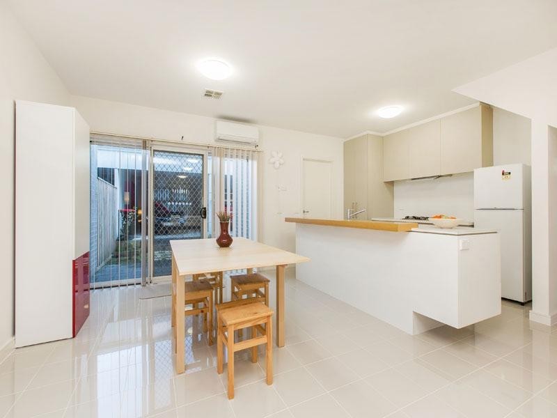 4 Jubilee Boulevard, Waterways VIC 3195