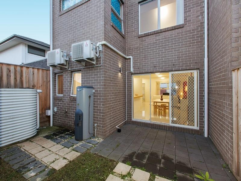 4 Jubilee Boulevard, Waterways VIC 3195