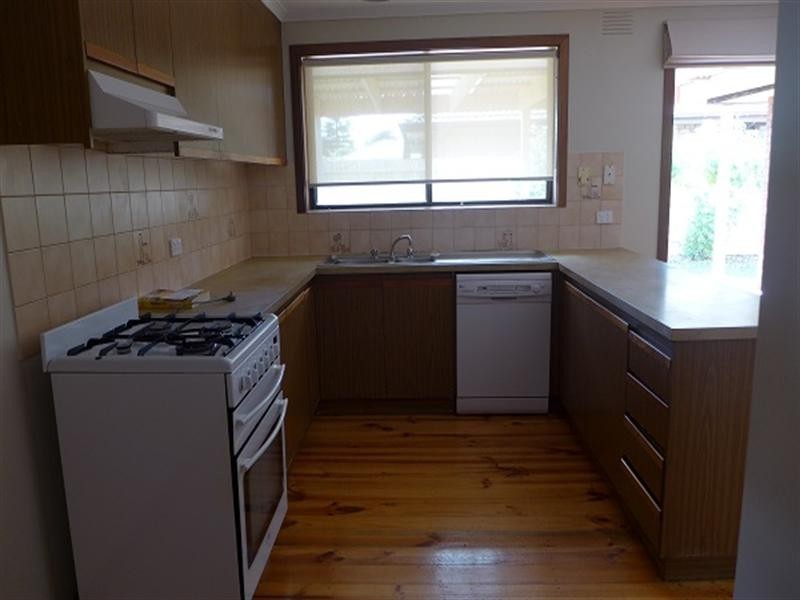 9 Benkel Avenue, Cheltenham VIC 3192