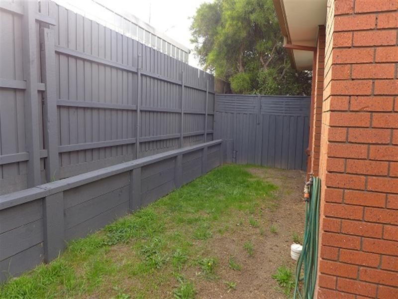 25/11 Hannah Street, Cheltenham VIC 3192