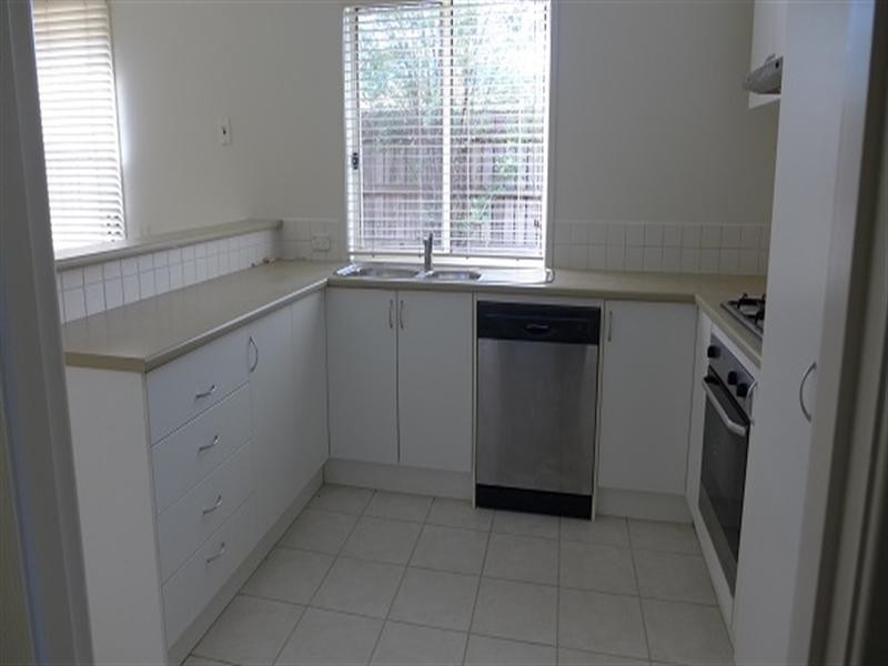 3 Kingsland Close, Dingley Village VIC 3172