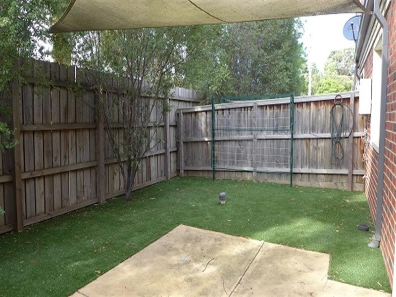 3 Kingsland Close, Dingley Village VIC 3172