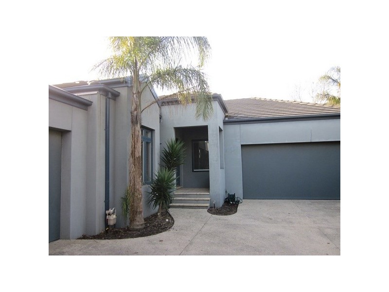12A Ozone Avenue, Beaumaris VIC 3193