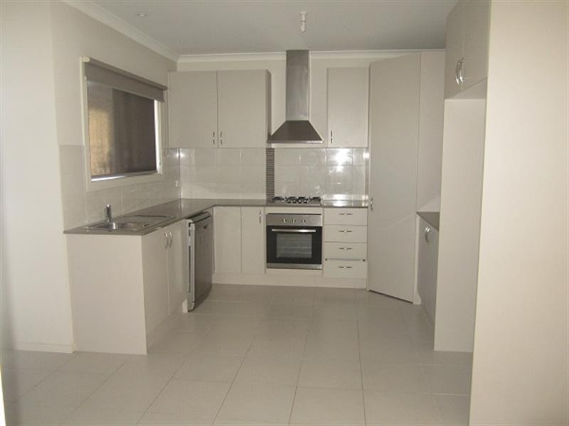 11/65-67 Tootal Road, Dingley Village VIC 3172