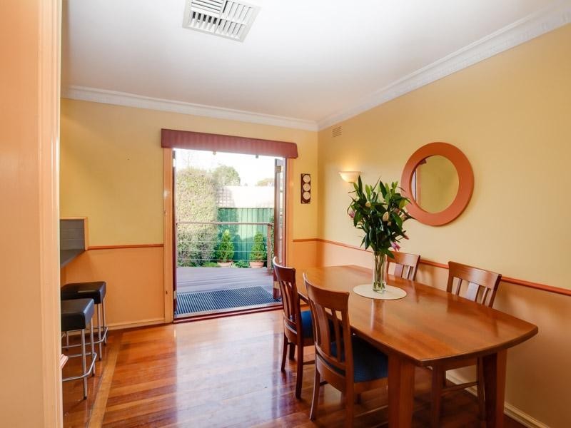 7 Barber Court, Cheltenham VIC 3192