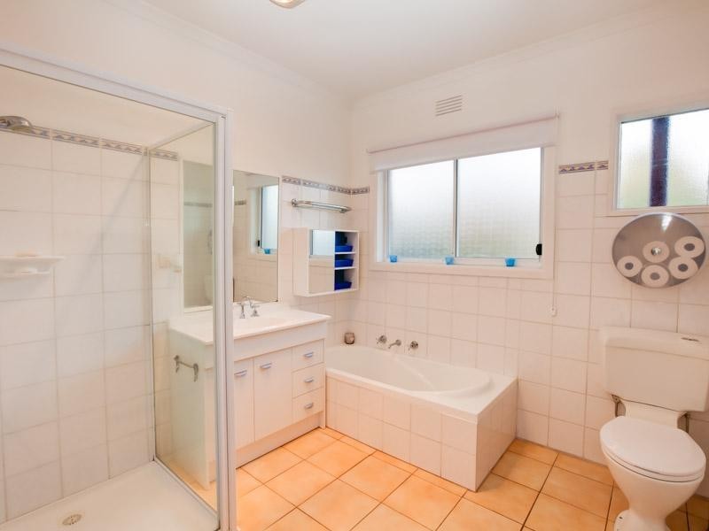 7 Barber Court, Cheltenham VIC 3192