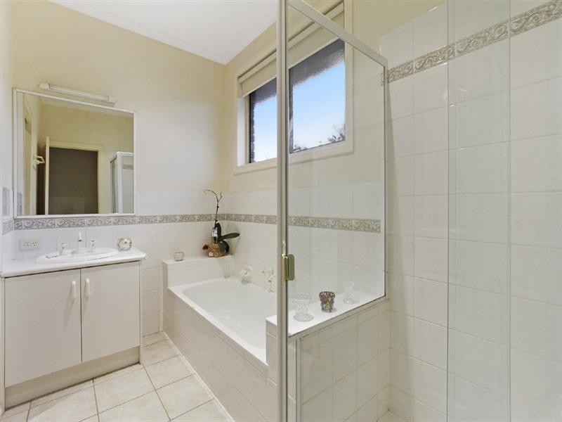 1/10 Janice Avenue, Cheltenham VIC 3192