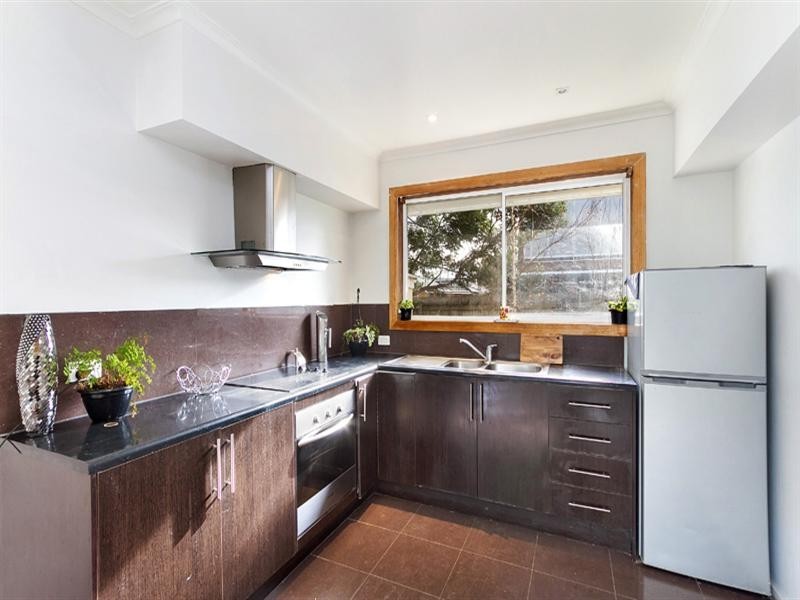 3/3 First Street, Black Rock VIC 3193